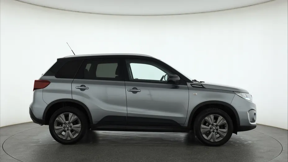 Suzuki Vitara -