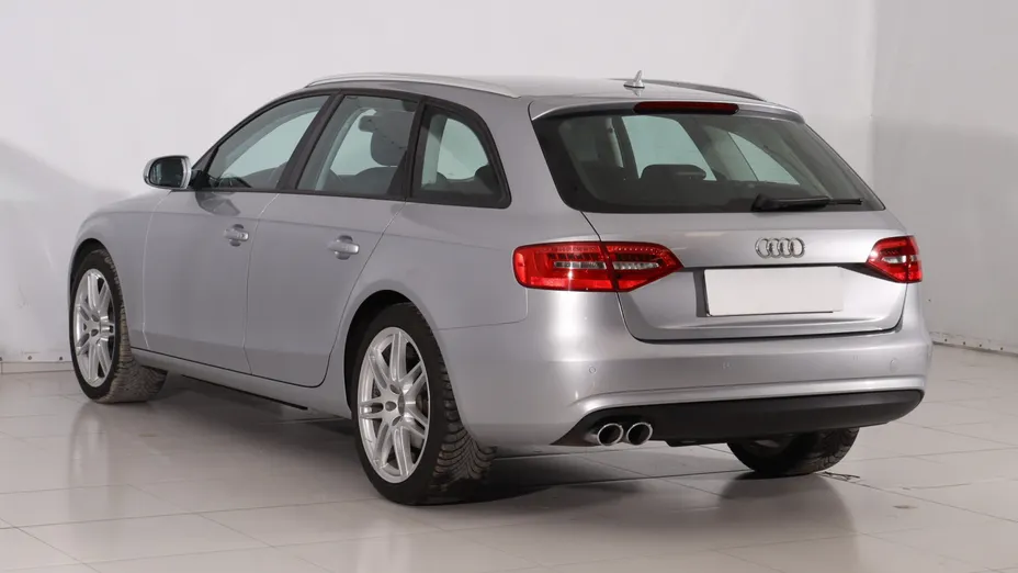 Audi A4 -