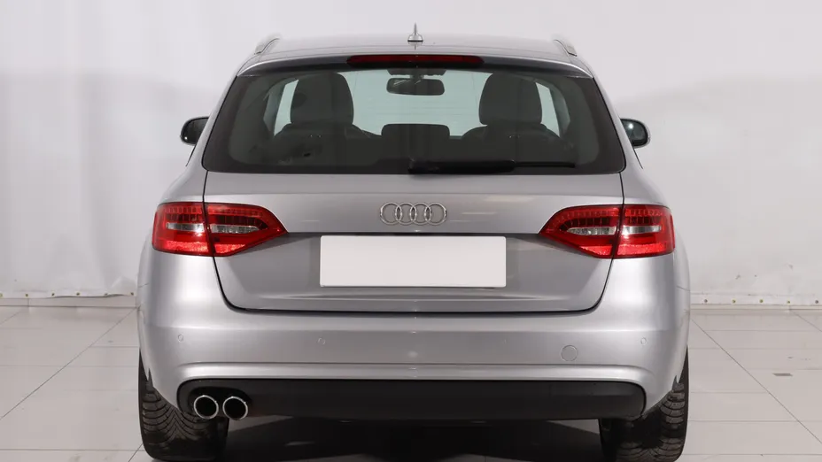 Audi A4 -