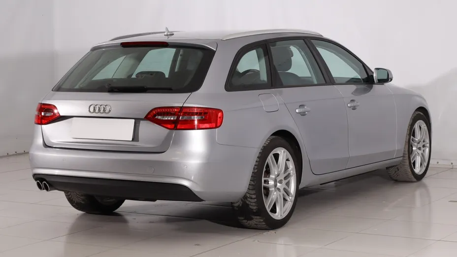 Audi A4 -