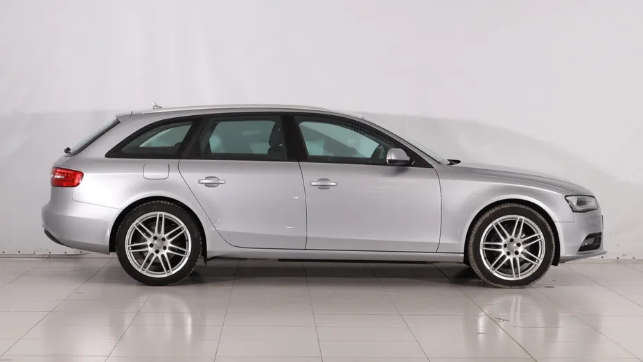 Audi A4 -
