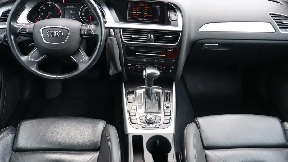 Audi A4 -