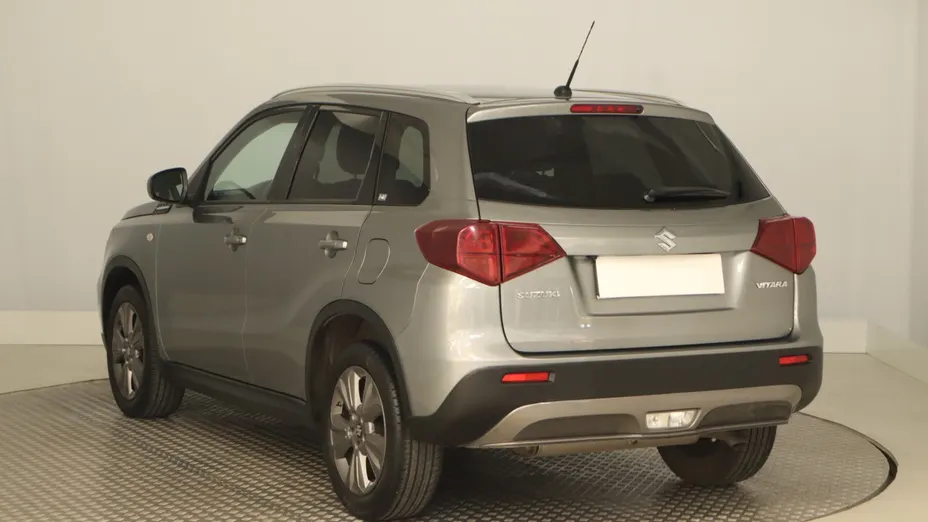 Suzuki Vitara -
