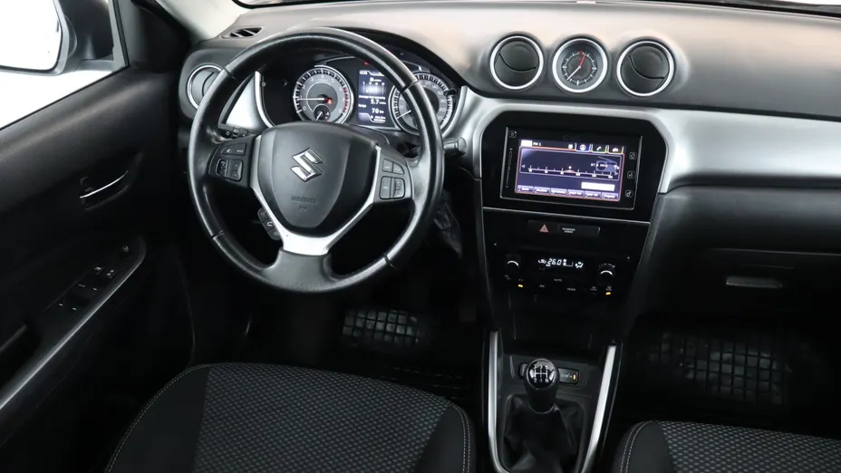 Suzuki Vitara -