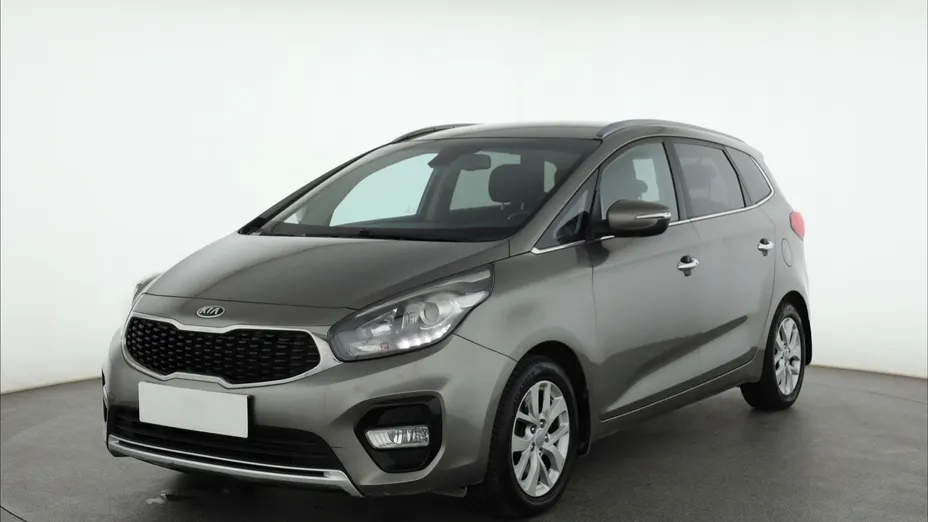 Kia Carens -