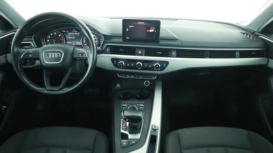 Audi A4 -