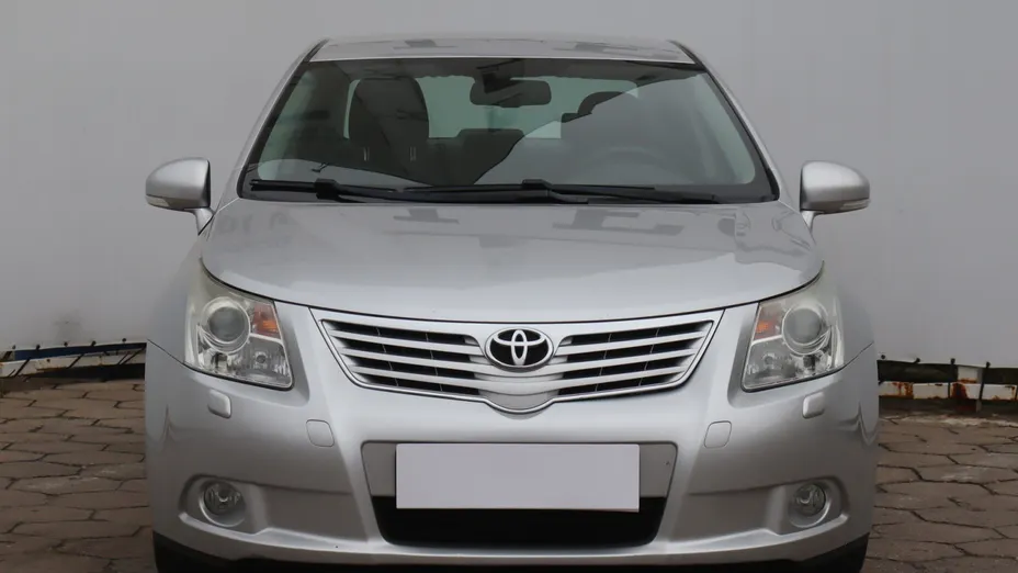 Toyota Avensis -