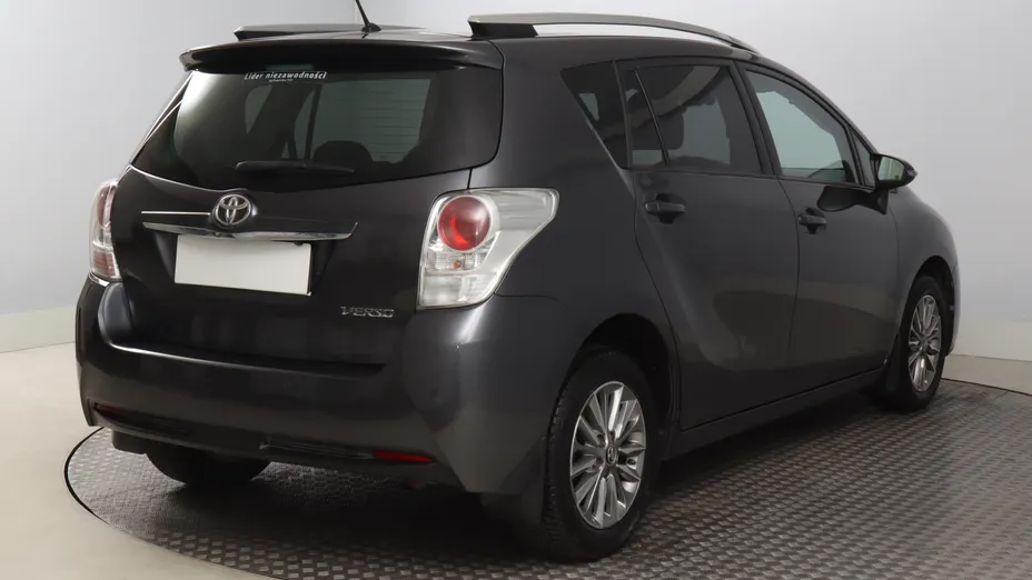 Toyota Verso -