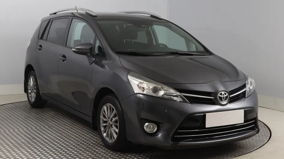 Toyota Verso -