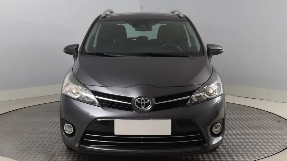 Toyota Verso -