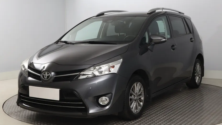Toyota Verso -