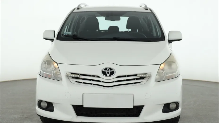 Toyota Verso -