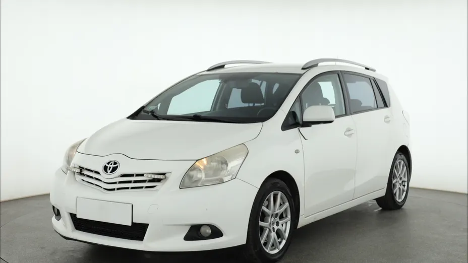 Toyota Verso -