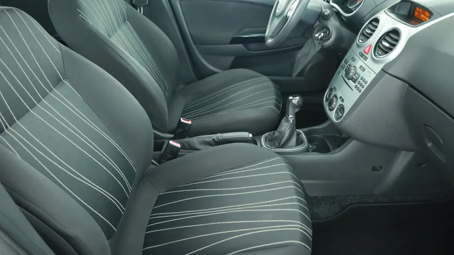 Opel Corsa -