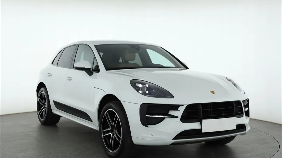 Porsche Macan -