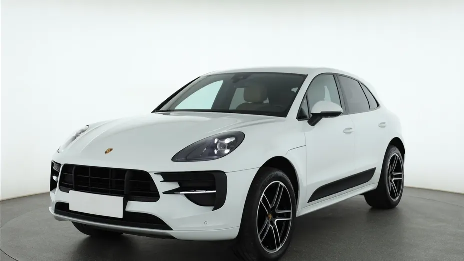 Porsche Macan -