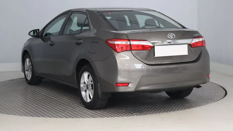 Toyota Corolla -