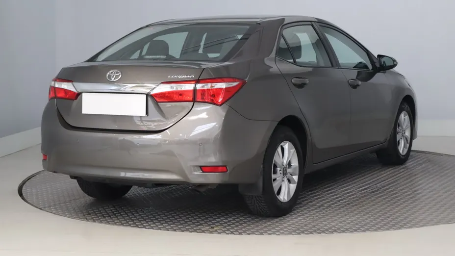 Toyota Corolla -