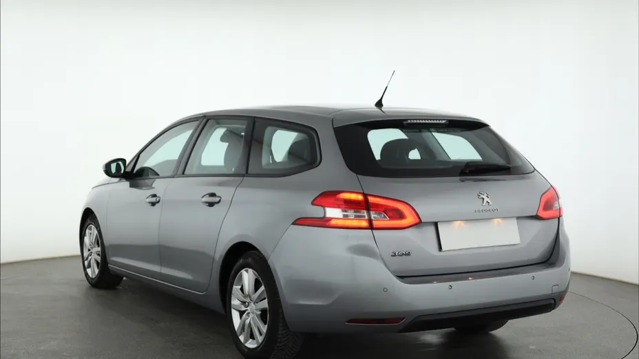 Peugeot 308 -