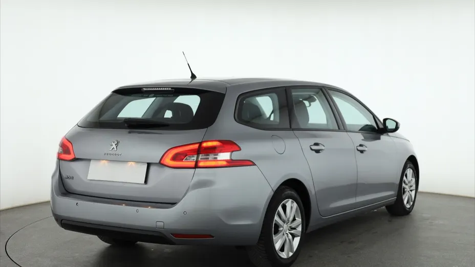 Peugeot 308 -