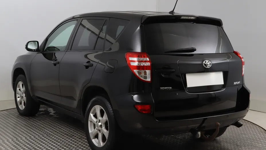 Toyota RAV4 -