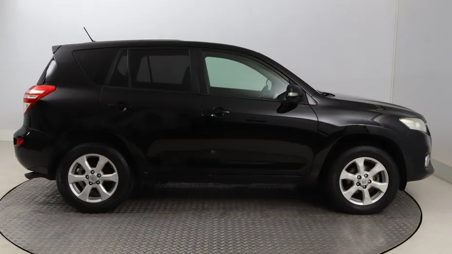 Toyota RAV4 -