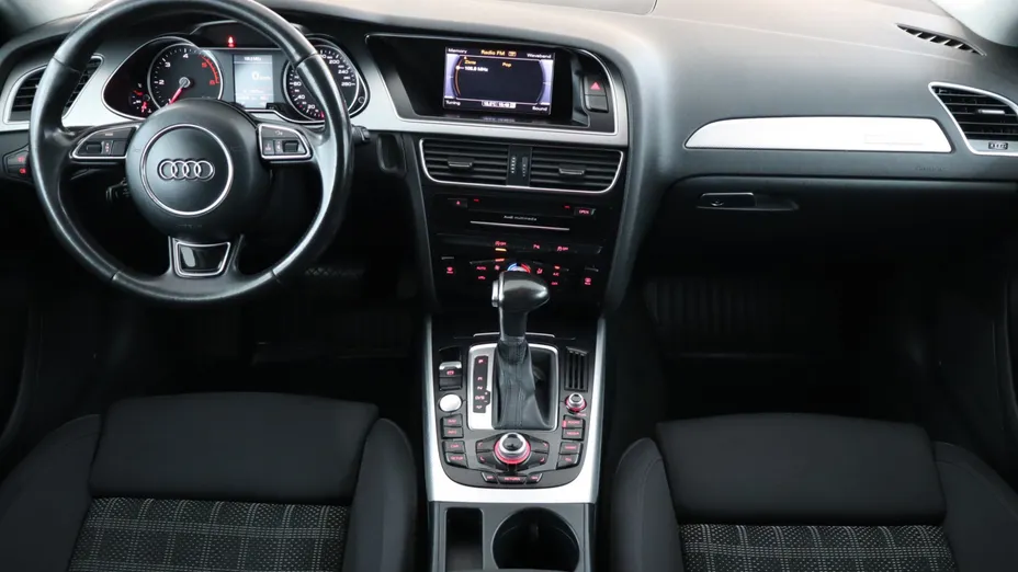 Audi A4 -