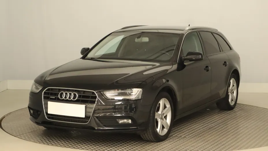 Audi A4 -