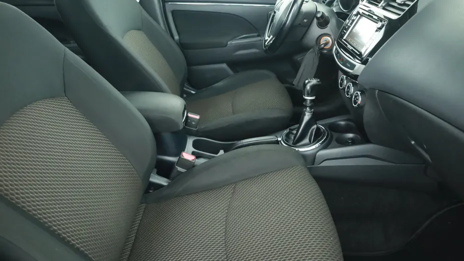 Mitsubishi ASX -