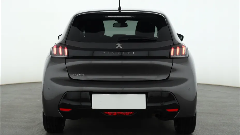 Peugeot 208 -