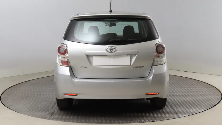 Toyota Verso -