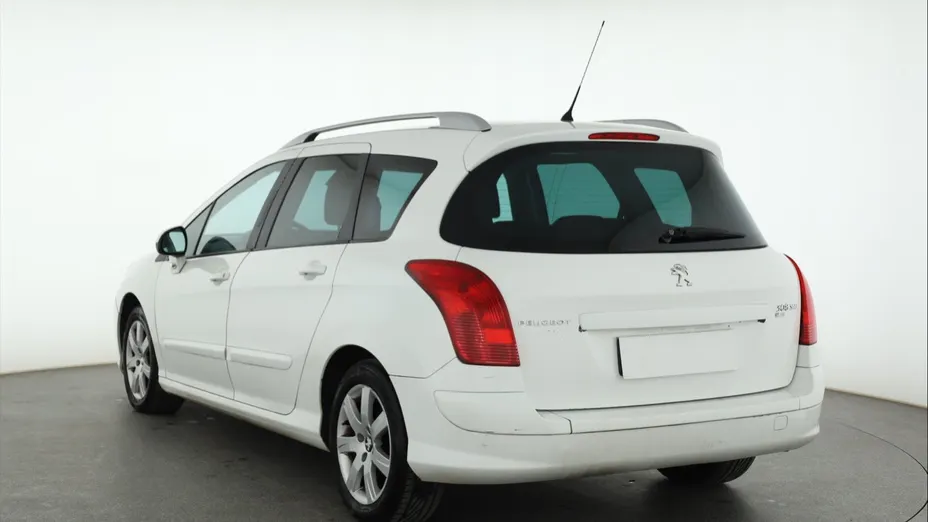 Peugeot 308 -