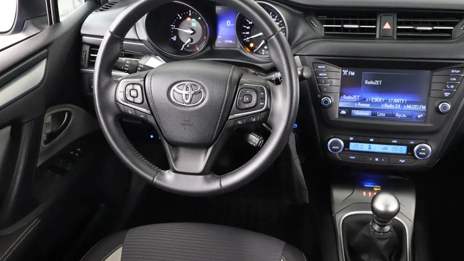 Toyota Avensis -
