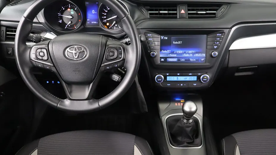 Toyota Avensis -