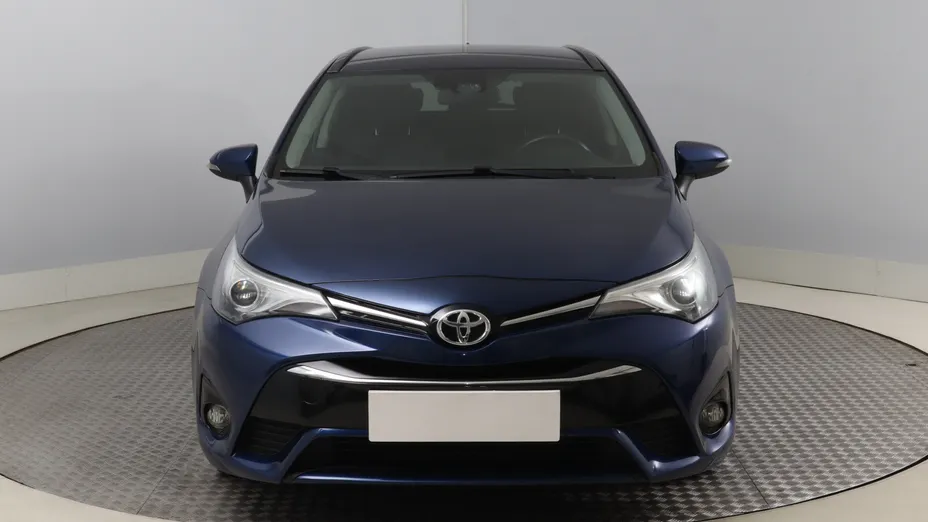 Toyota Avensis -