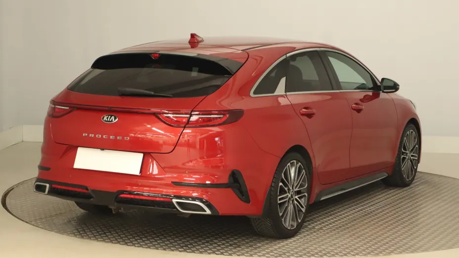 Kia ProCeed -