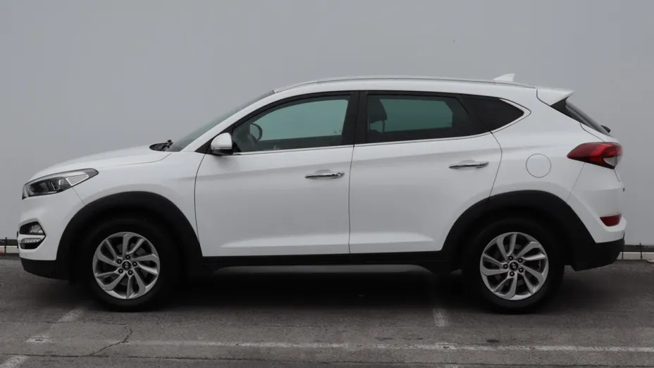 Hyundai Tucson -