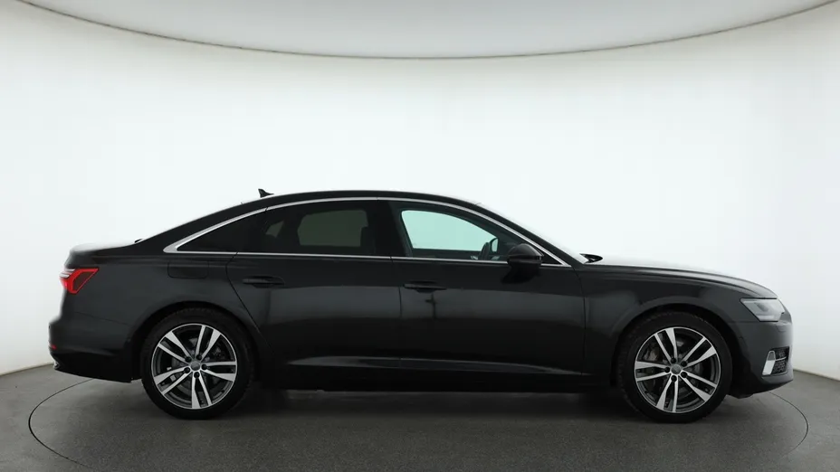 Audi A6 -