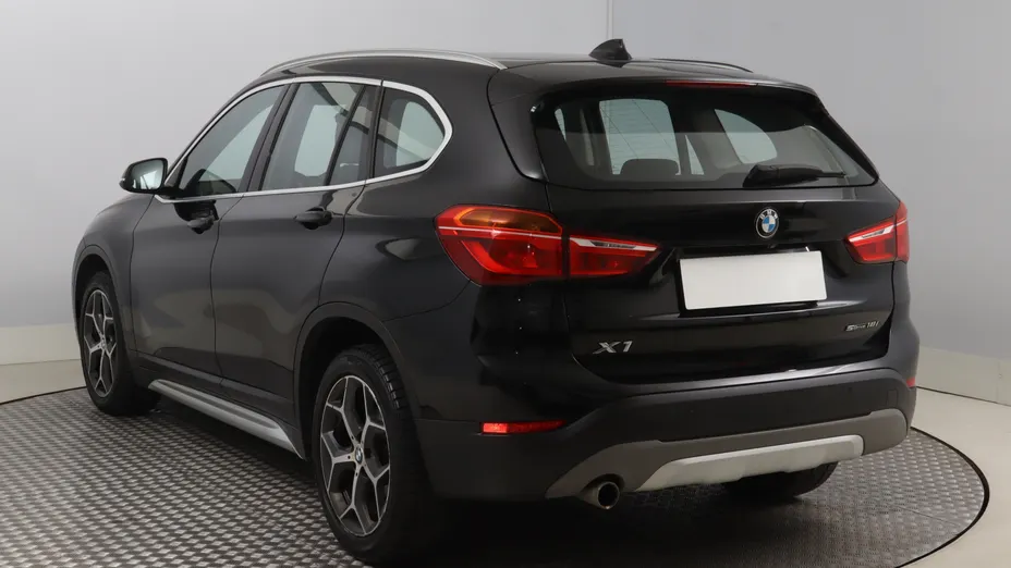BMW X1 -