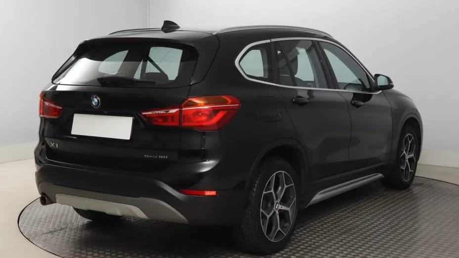 BMW X1 -