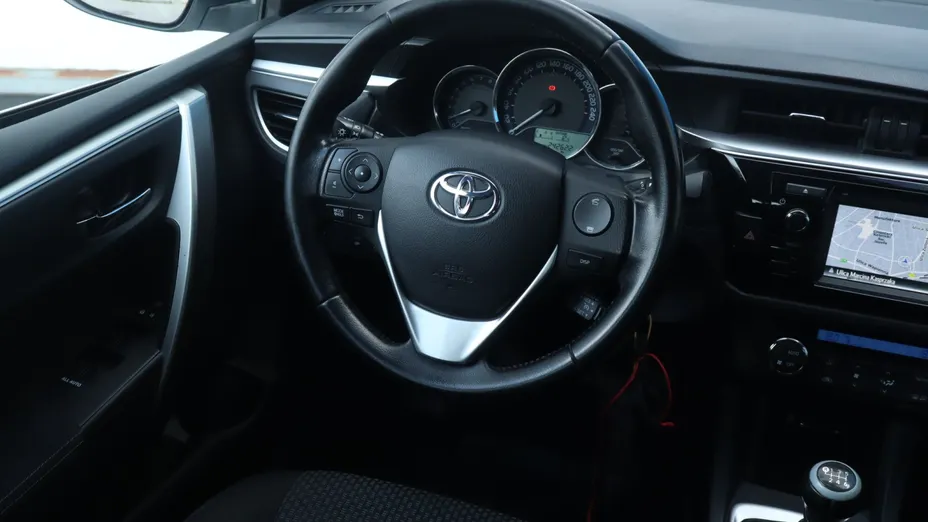Toyota Corolla -