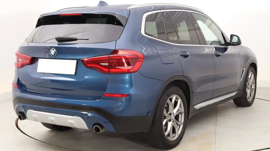 BMW X3 -