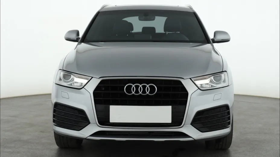 Audi Q3 -