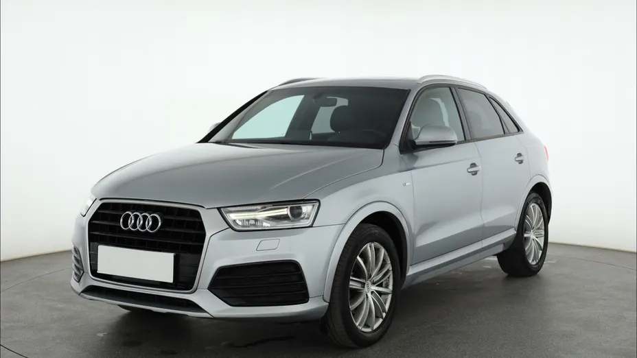 Audi Q3 -