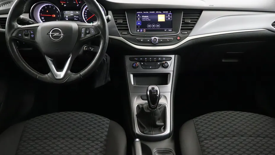 Opel Astra -