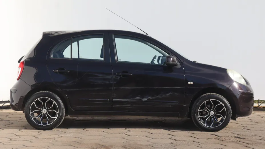 Nissan Micra -