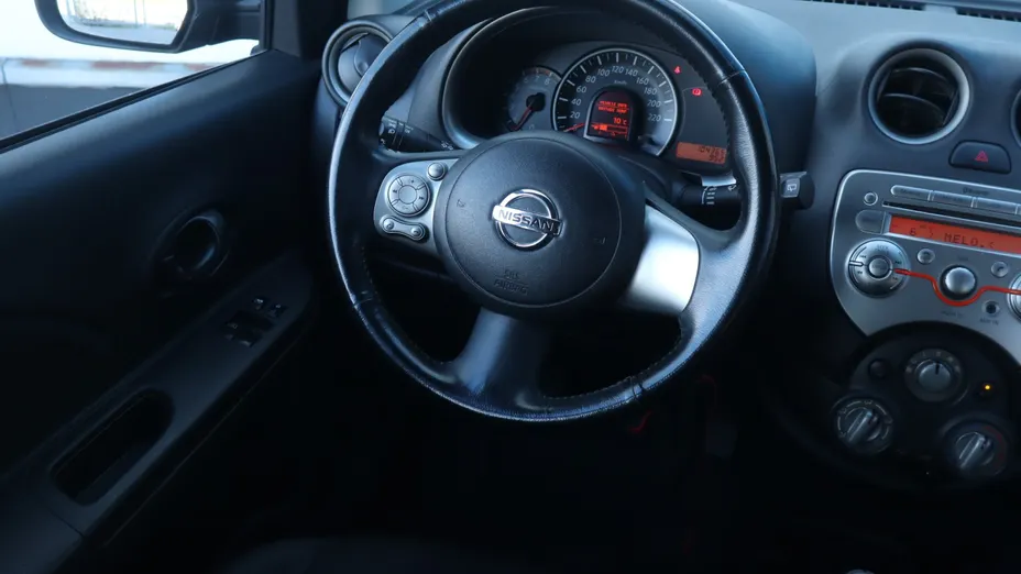 Nissan Micra -
