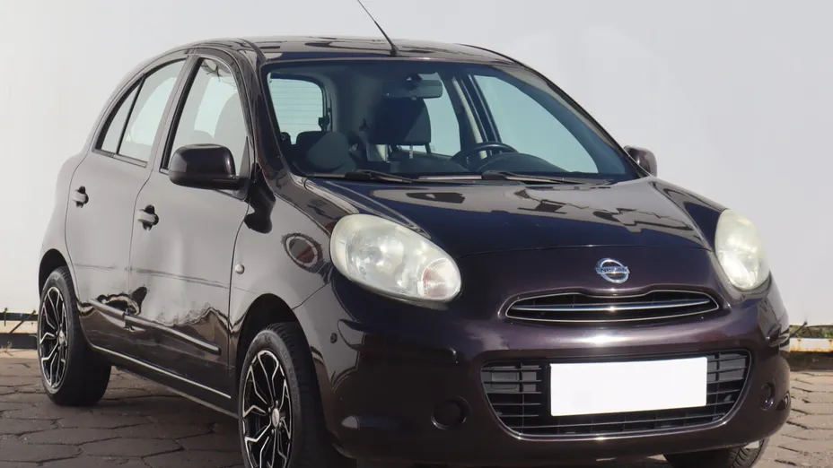 Nissan Micra -