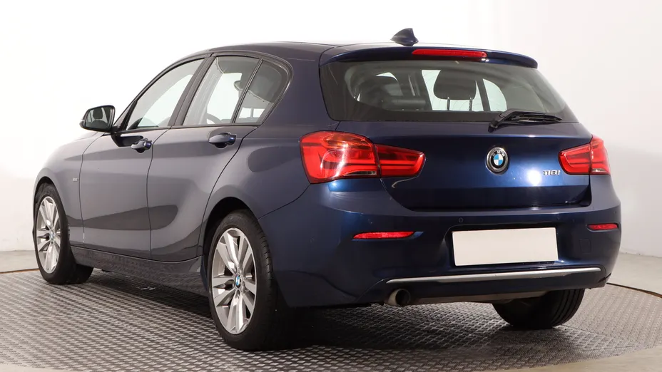 BMW Seria 1 -