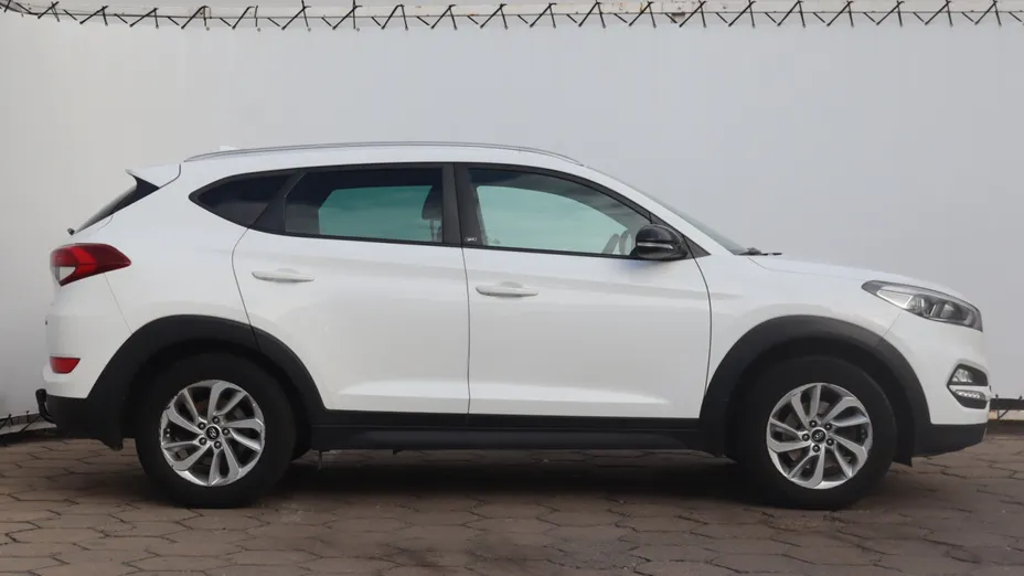 Hyundai Tucson -
